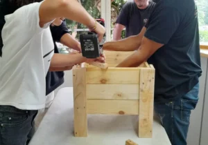 Construction-en-Bois-de-Palettes